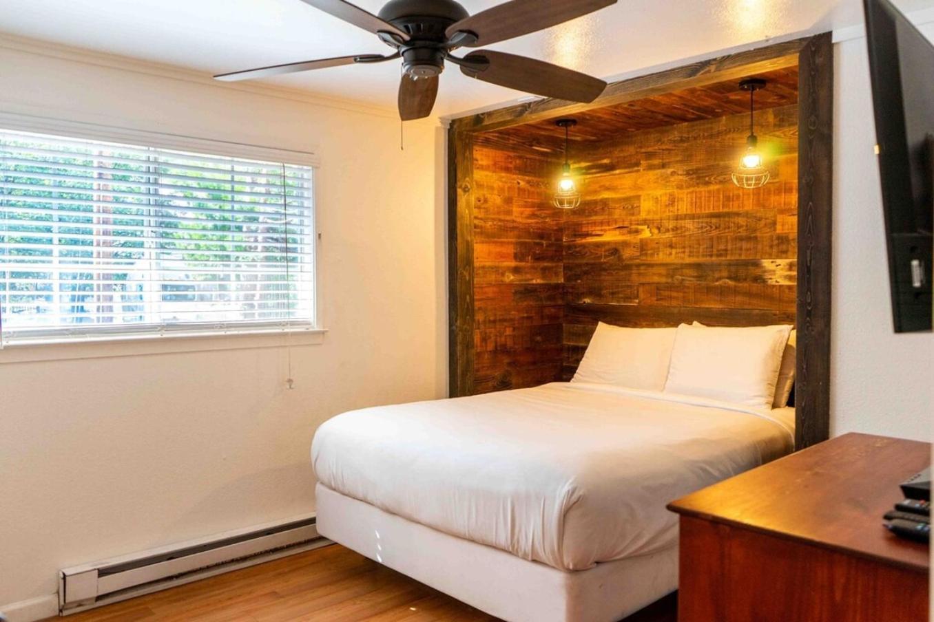 Bear Cave- Pet Friendly Suite In Shaver Lake Bagian luar foto