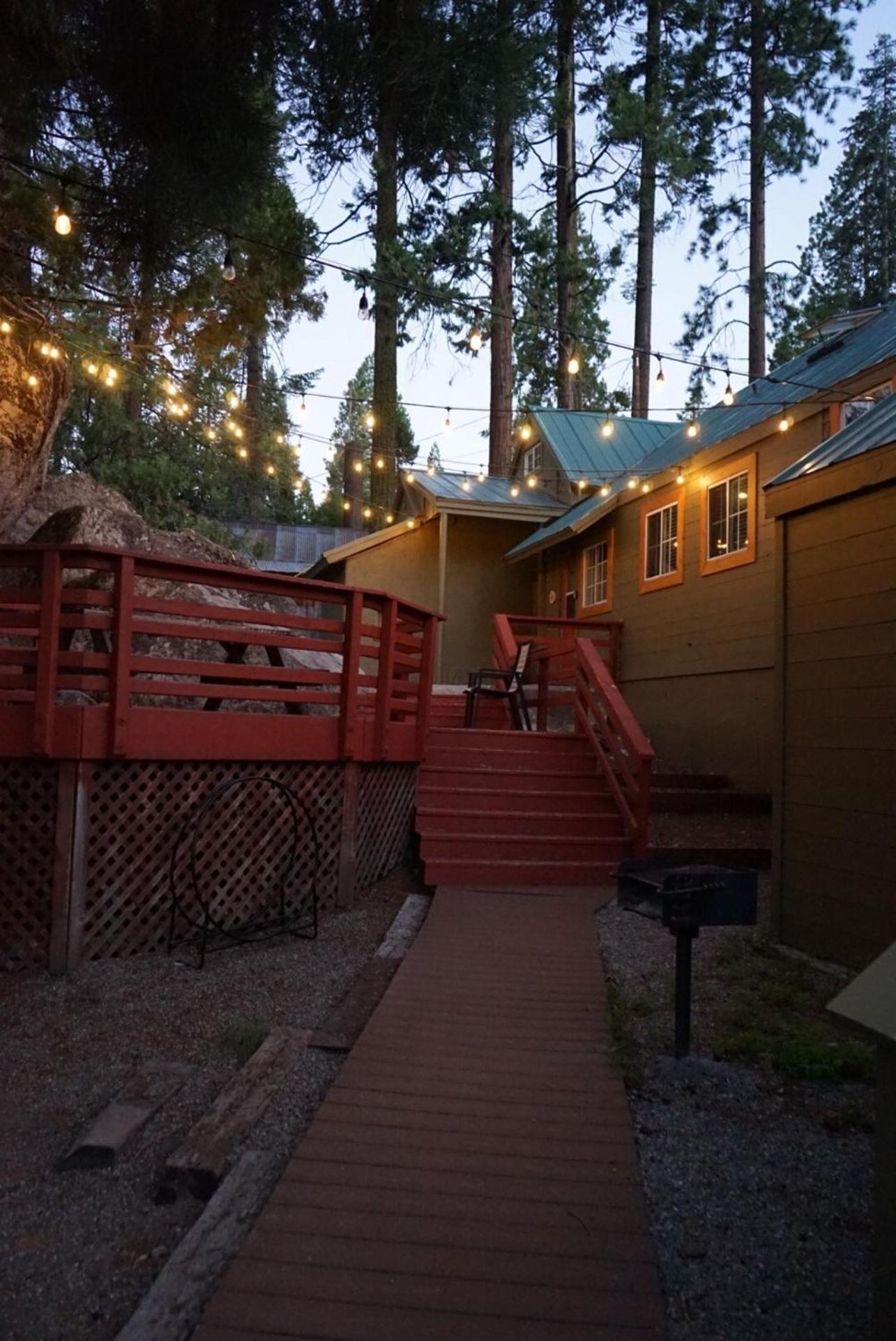 Bear Cave- Pet Friendly Suite In Shaver Lake Bagian luar foto