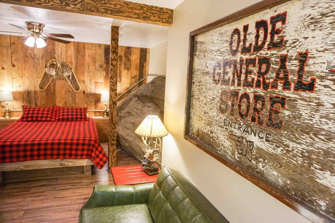 Bear Cave- Pet Friendly Suite In Shaver Lake Bagian luar foto