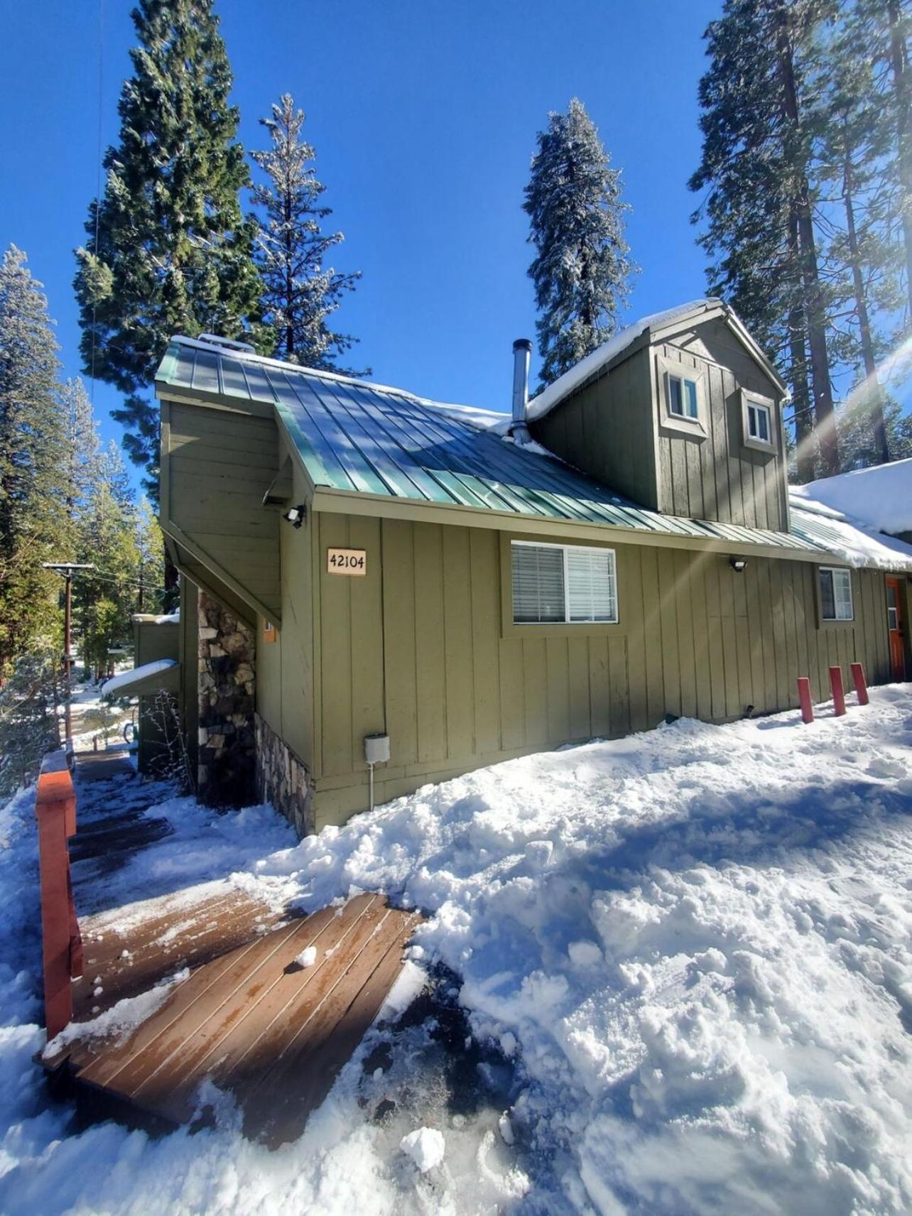 Bear Cave- Pet Friendly Suite In Shaver Lake Bagian luar foto